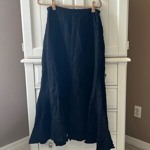 • Ingenue black linen lined skirt, 10 •